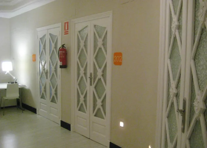 Szálloda Hi Canovas Valencia