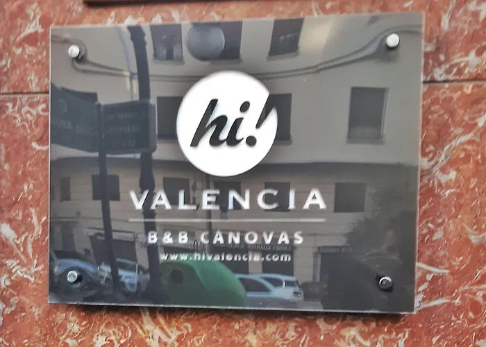 Hi Canovas Szálloda *