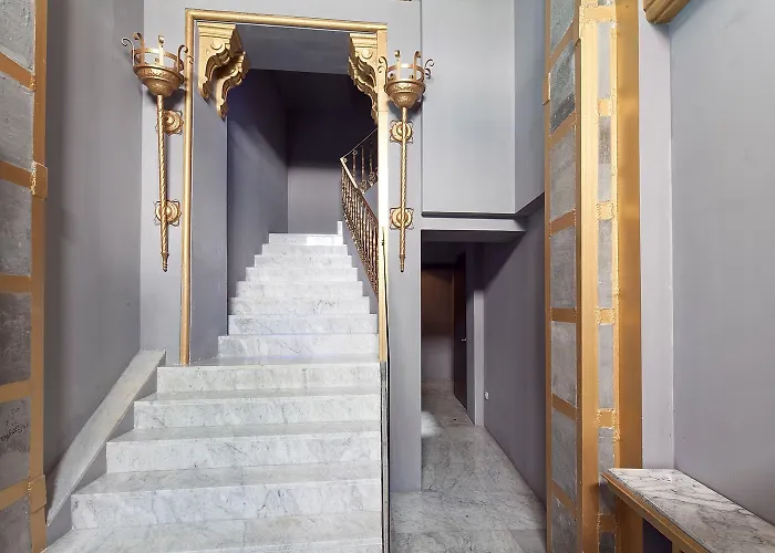 Cosy Embajador 2* فالنسيا