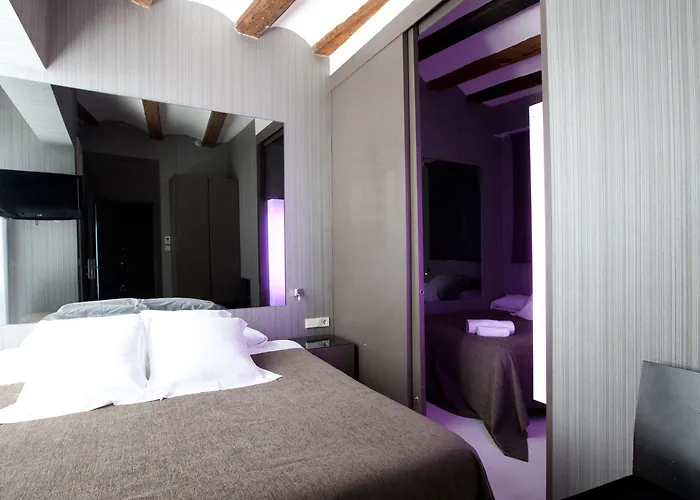 Cosy Embajador فالنسيا