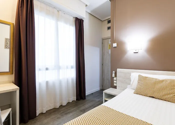 Sweet Continental Hotel 2*