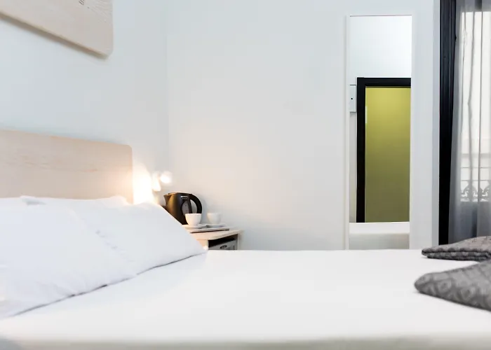 Mate Oliveira - Centre, 3* Valência