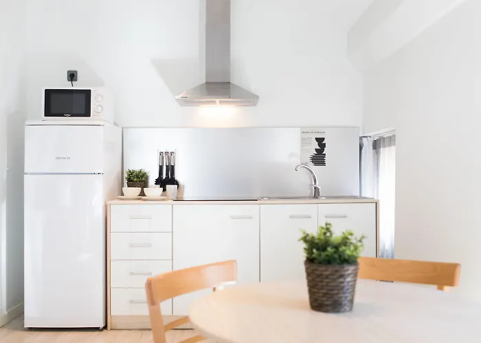 Hotel Mate Oliveira - Centre,