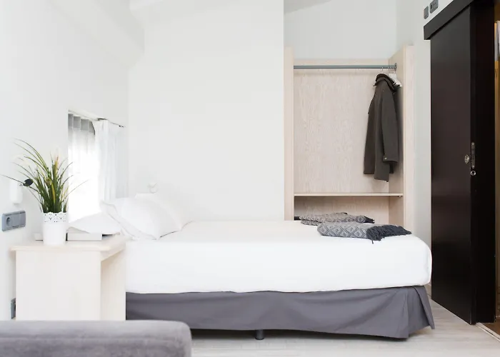 Mate Oliveira - Centre, Valência