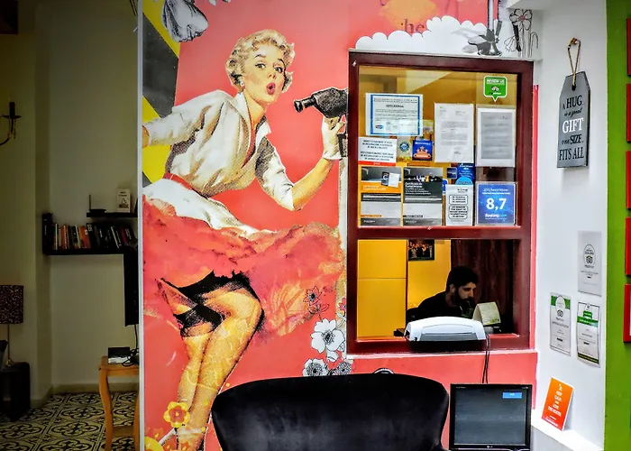 Youth By Feetup Hostel