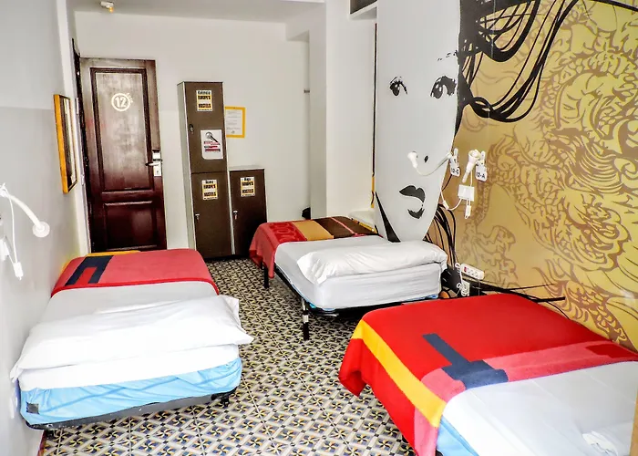 Youth By Feetup Hostel