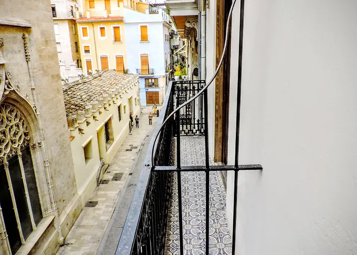 Albergue Youth By Feetup