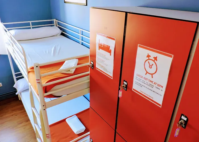 Feetup Backpackers * Βαλένθια