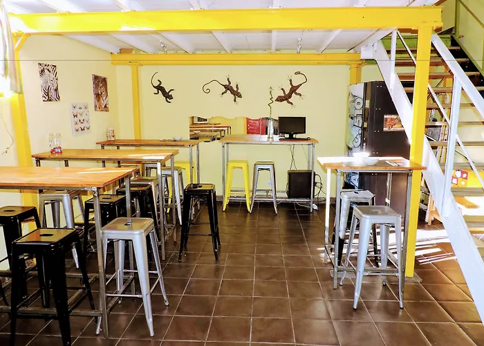 Feetup Backpackers Hostel Βαλένθια