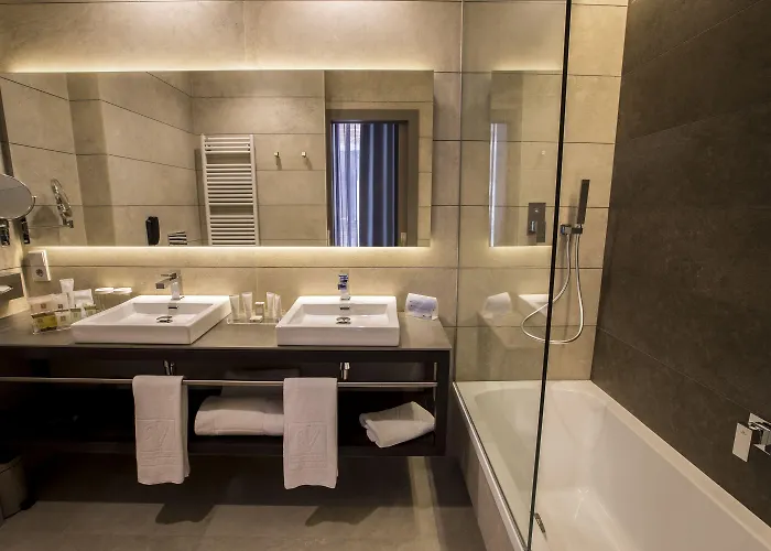 Hotel Vincci Mercat 4*