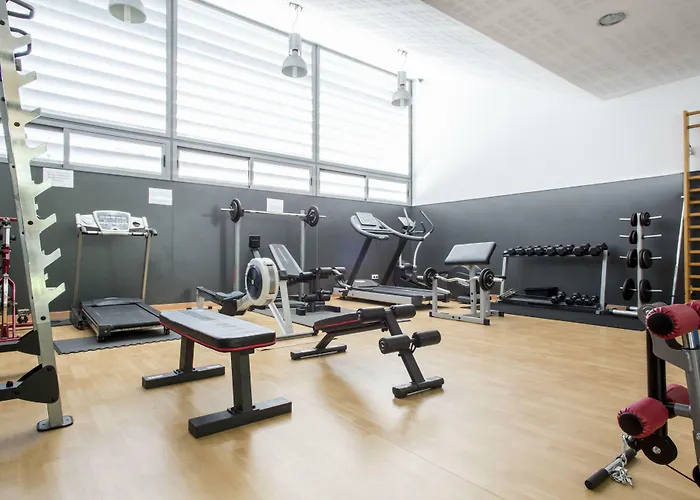 Residencia Universitaria Resa Damia Bonet Apartmán *