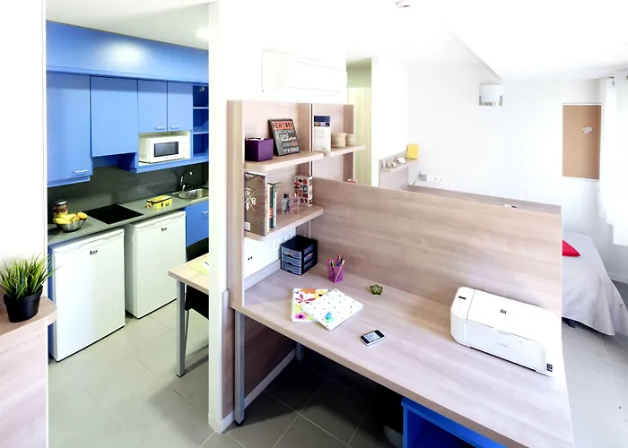 콜레지오 메이어 라 컨셉시온 *