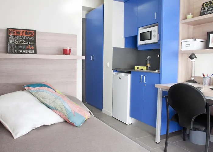 Residencia Universitaria Resa La Concepcion Vandrarhem *