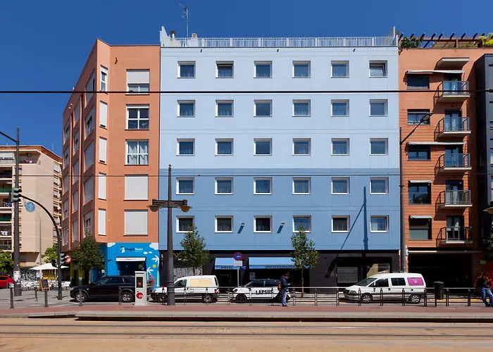 Hotel Olympia Universidades 3*