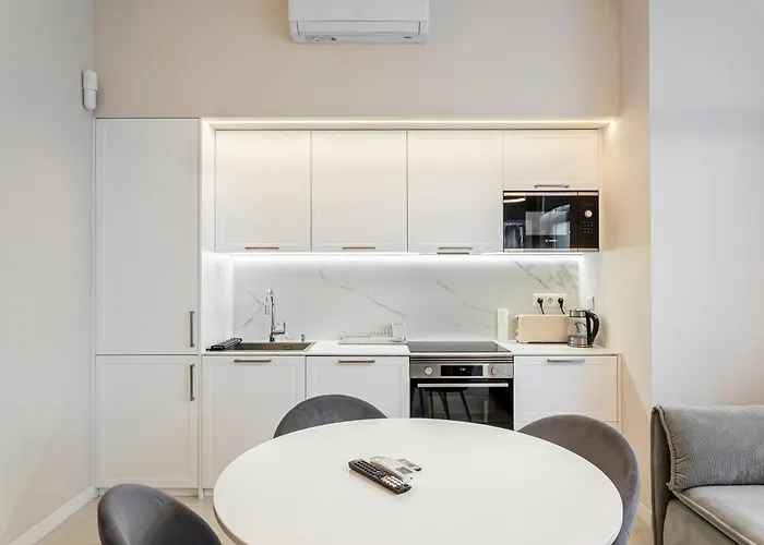 Era Deluxe Near The Of 아파트