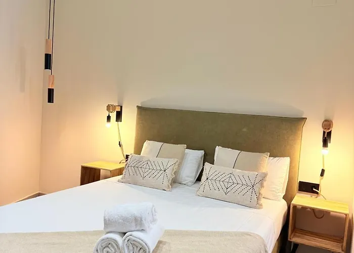 Travel Habitat Jardin Ayora *