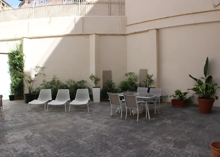 巴伦西亚索霍公寓式酒店 4*