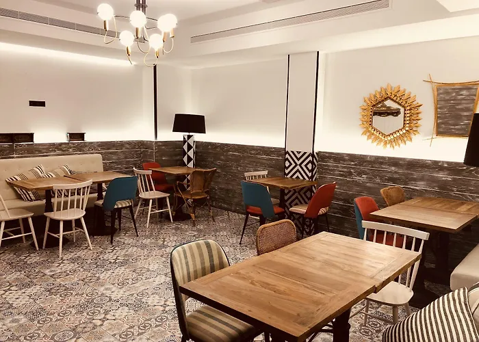 Myr Plaza Mercado & Hotel 4*