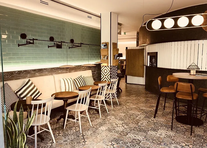 Myr Plaza Mercado & Hotel Valence