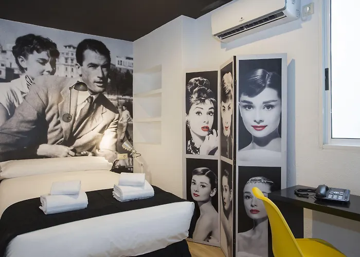 Casual Vintage Hotel