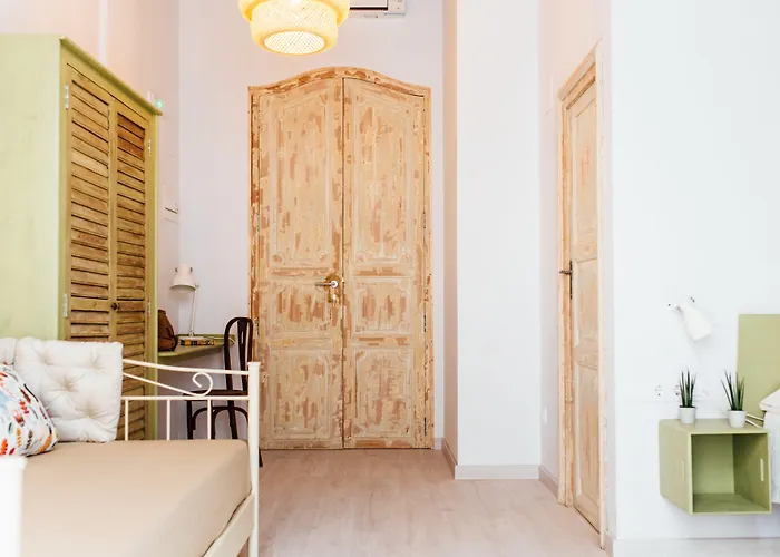 Ottoh Charm Πανσιόν