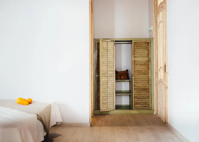 Ottoh Charm Βαλένθια