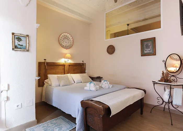 Live In Chianti By Concept Flats * Βαλένθια