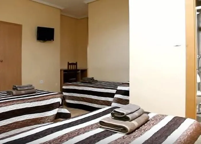 ホスタル アバストス