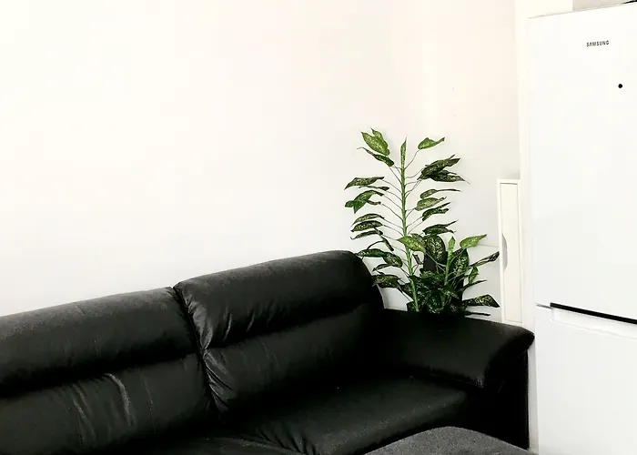 Oyo Duc De Gaeta Πανσιόν