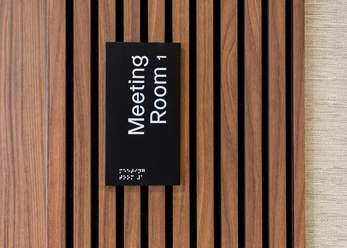 Apartahotel B48 Feria