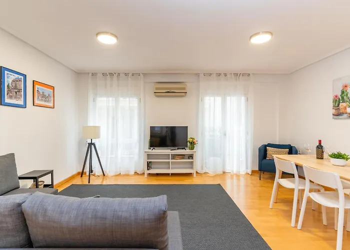 아파트 Invalencia Negrito Flat 3 Bdrm & 2 Wc Center