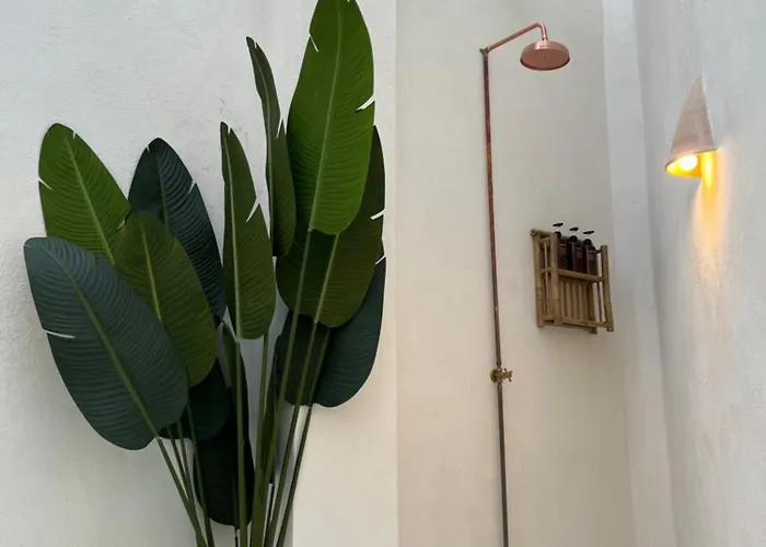 Acogedor Frente A Plaza De La Iglesia * فالنسيا