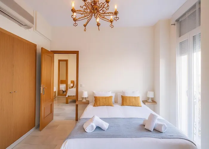 דירה In The Center Of *