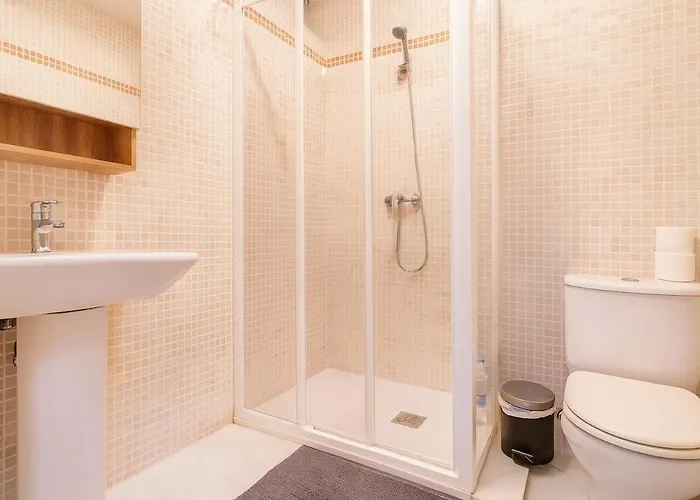 דירה In The Center Of *