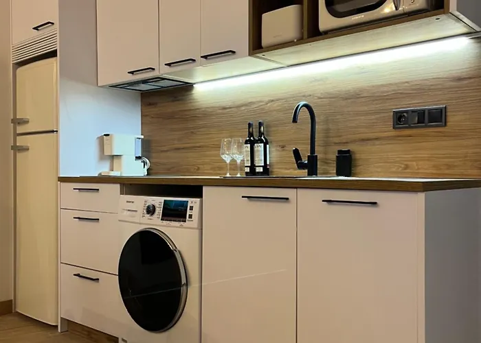 Acogedor Frente A Plaza De La Iglesia *