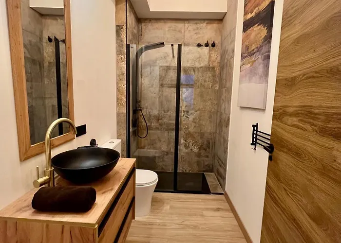 Acogedor Frente A Plaza De La Iglesia * Βαλένθια