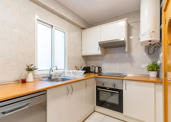 Invalencia - Negrito Plaza Center *