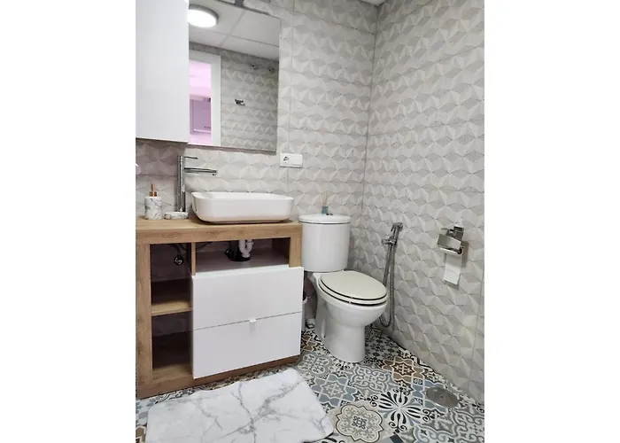 In Vera With Rooftop Pool *