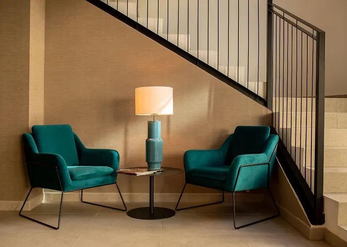 Aparthotel Ramirez Flats 4*