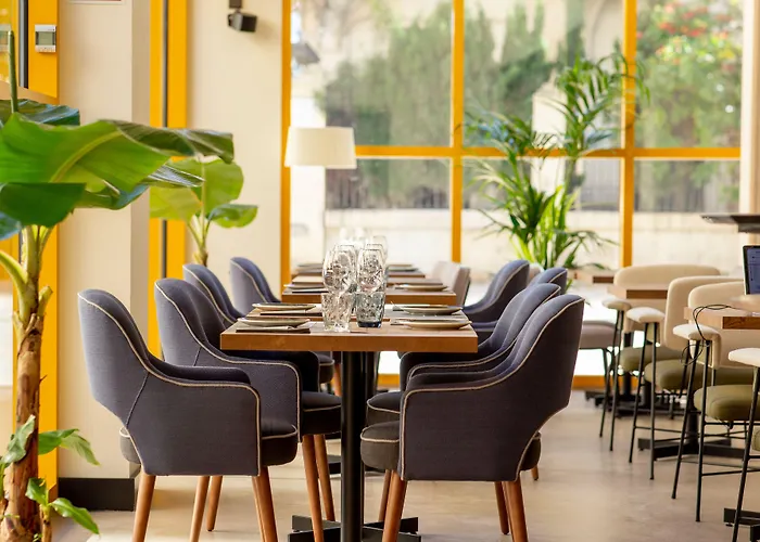 Ramirez Flats Ξενοδοχείο με διαμερίσματα 4*