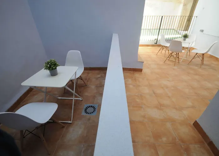 Catalina San Nicolas * فالنسيا