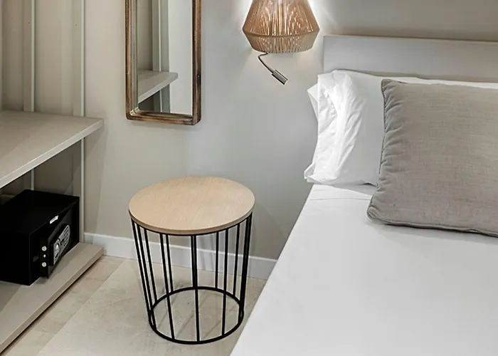 Hotel Opera House 3*