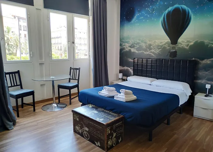 Flats Friends Plaza De La Reina Πανσιόν Βαλένθια