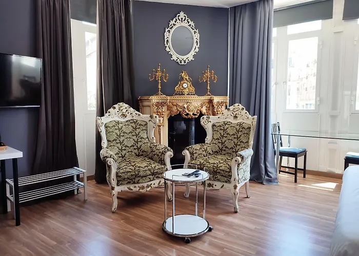 Flats Friends Plaza De La Reina 4* فالنسيا