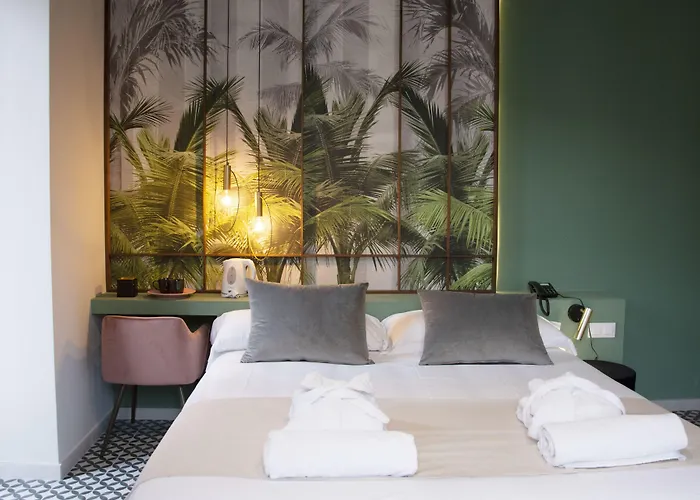 & Co. Quart Boutique