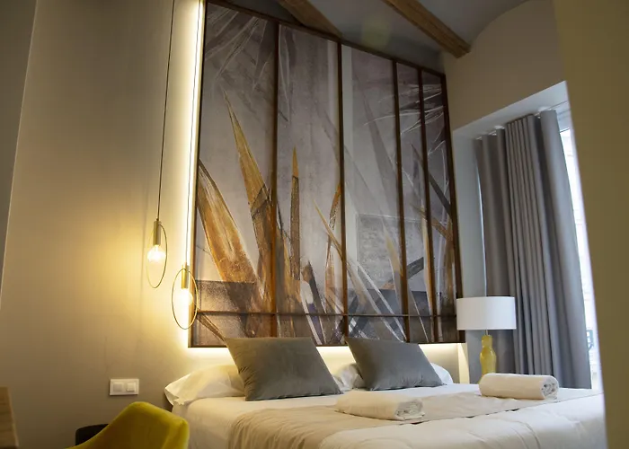 & Co. Quart Boutique