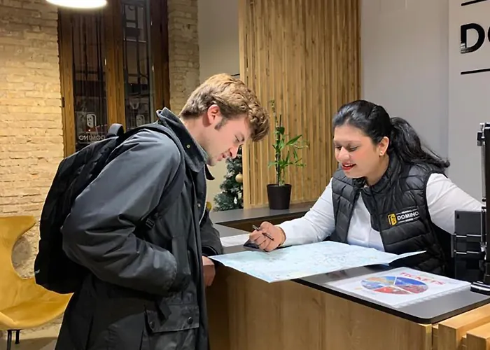 Original Domino House Pensión 4*