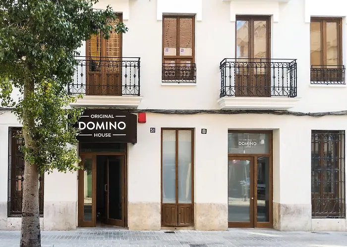 Original Domino House 4*