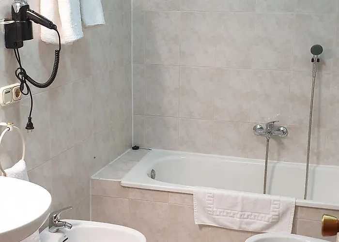 Hotel Sundos Feria 2*