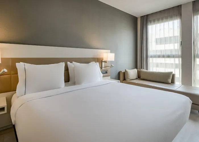 Hotel Sh Colon Walencja